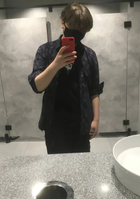 Я Даниэль, 18, из Ташкента, ищу знакомства на одну ночь