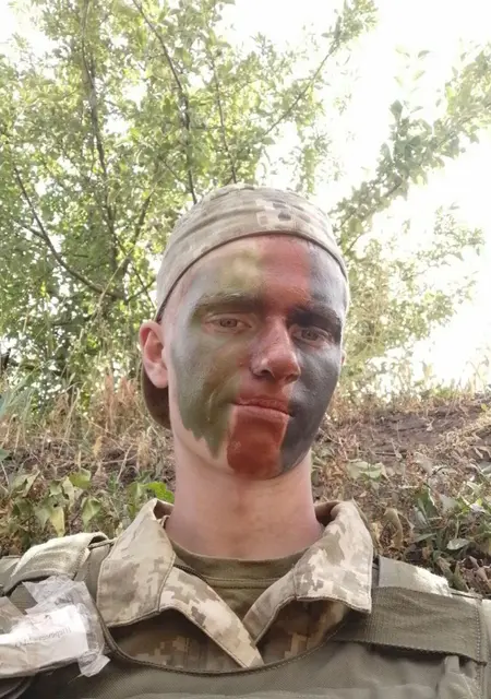 Я Александр, 24, знакомлюсь на одну ночь в Павлограде