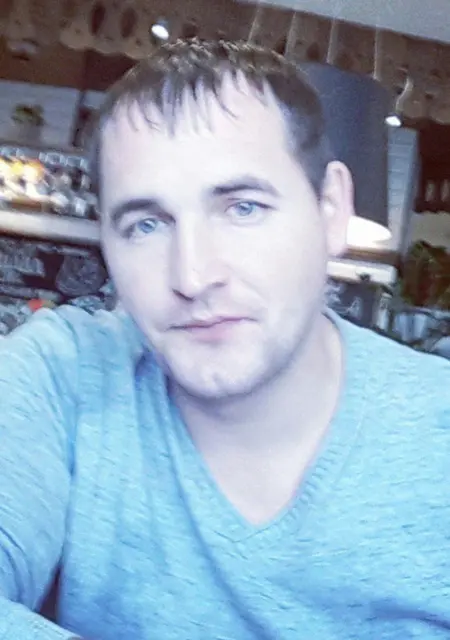 Я Сергей, 37, из Rossendale, ищу знакомство для постоянных отношений
