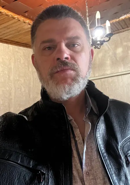 Я Джин, 43, знакомлюсь без обязательств в Краматорске