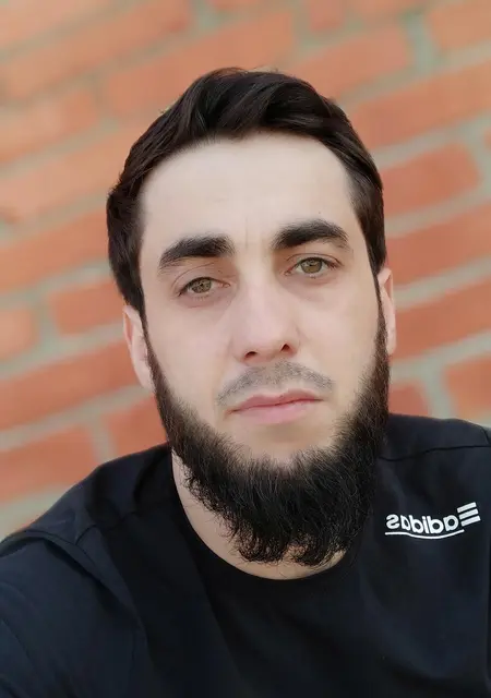 Рамзан из Донецка, мне 33, познакомлюсь на одну ночь