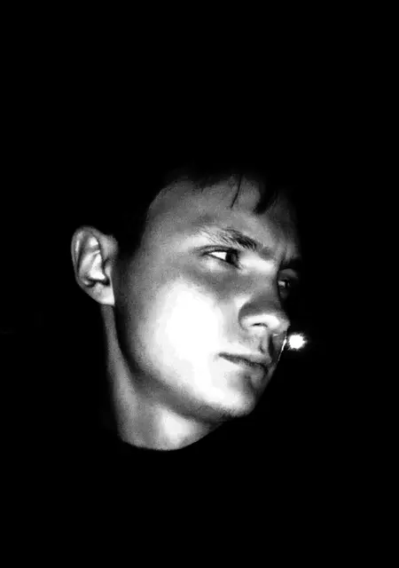 Илья из Киева, мне 18, познакомлюсь для дружбы