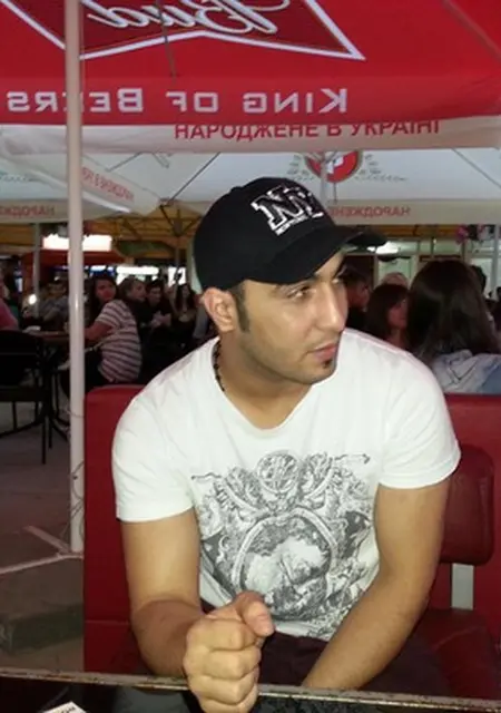 Faisel из Сум, мне 37, познакомлюсь для приятного времяпровождения