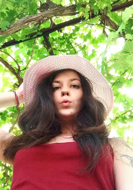 Я Танюшка, 29, знакомлюсь на одну ночь в Николаеве