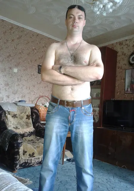 Сергей из Снежного, мне 47, познакомлюсь без обязательств