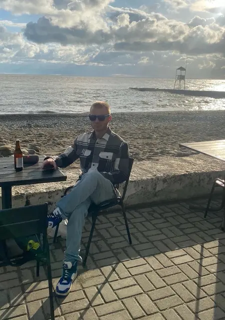 Роман из Бреста, мне 33, познакомлюсь для открытые отношения