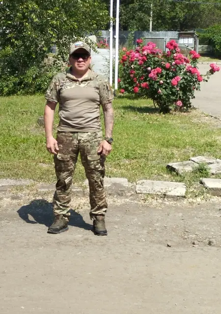 Я Александр, 50 років з Донецька, шукаю знайомства без зобов'язань