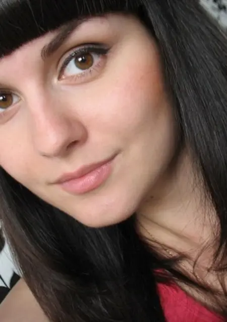 Вика Саша из Николаева, ищу на сайте знакомства без обязательств