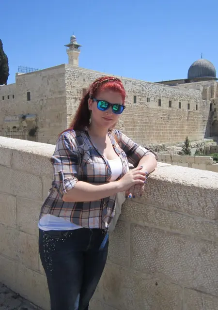 Я Ксения, 29, из Днепра, ищу знакомства без обязательств