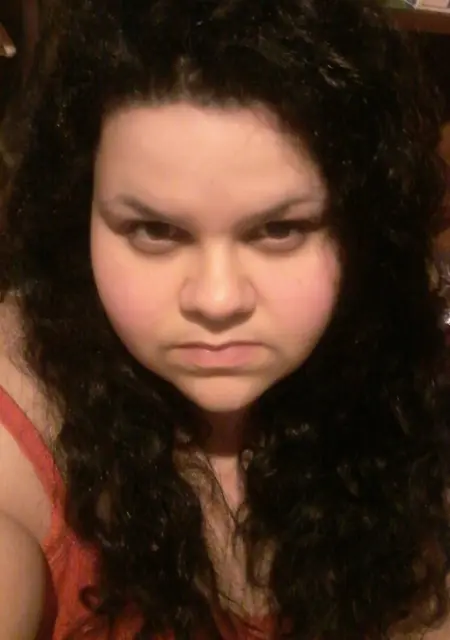 Настя з Харкова, шукаю на сайті знайомства без зобов'язань