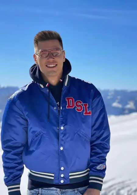 Я Sasha, 31, знакомлюсь без обязательств в Ватутине