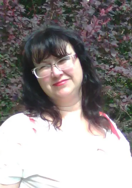 Алена из Сум, ищу на сайте знакомства на одну ночь