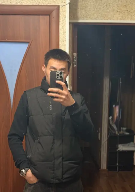 Алексей з Маріуполя, мені 22 років, познайомлюсь для спілкування