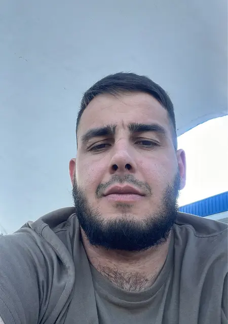 Artur de Málaga, tengo 31 años, listo para conocer para relación sin ataduras