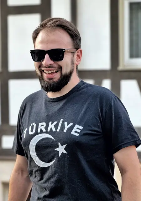 Я Рома, 30, из Чернигова, ищу знакомство для общения