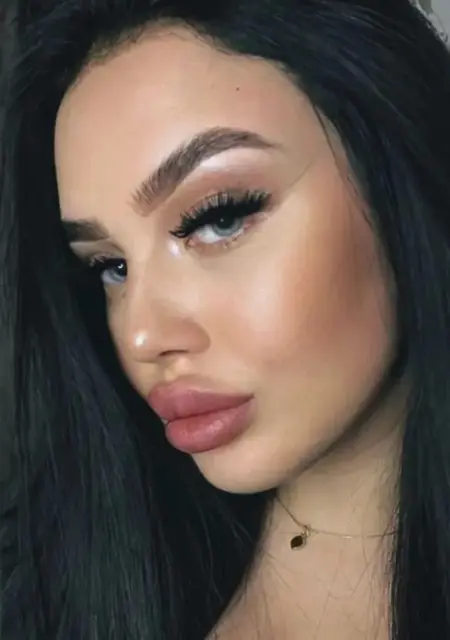 Anastasiya from London, 25 years old, ready to meet for one-night stand