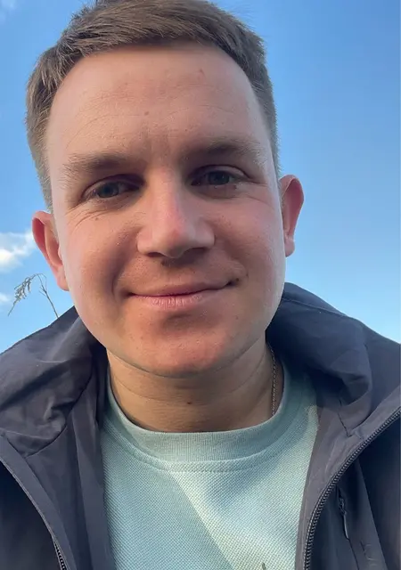 Я Филипп, 23, из Житомира, ищу знакомство для приятного времяпровождения