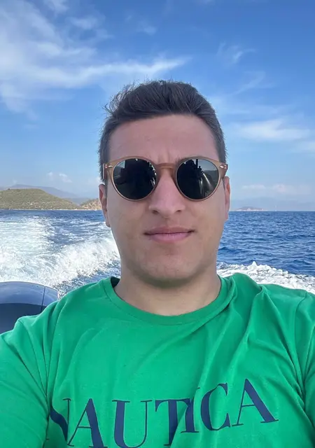 Я Emir, 25, знакомлюсь без обязательств в Стамбуле