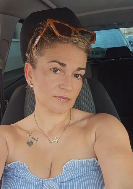 Soy Divina, 46 años, conociéndome para lío de una noche en Torrevieja