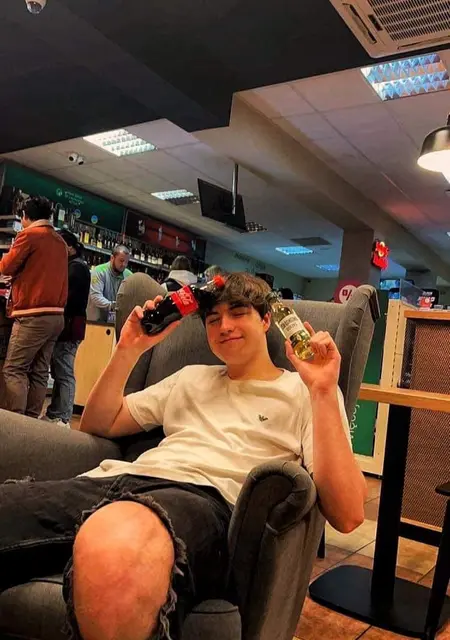 Я Dawid, 20, знакомлюсь без обязательств в Варшаве