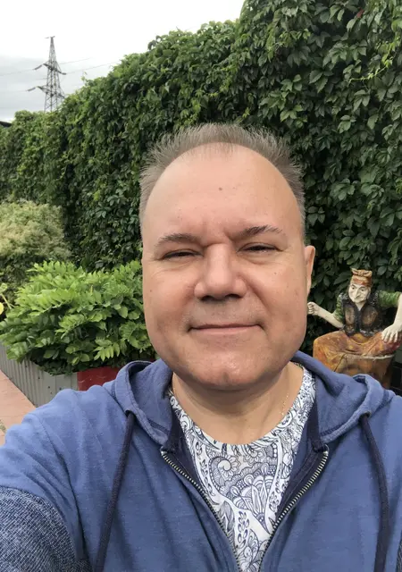 Я Ромка, 52, знакомлюсь для приятного времяпровождения в Париже