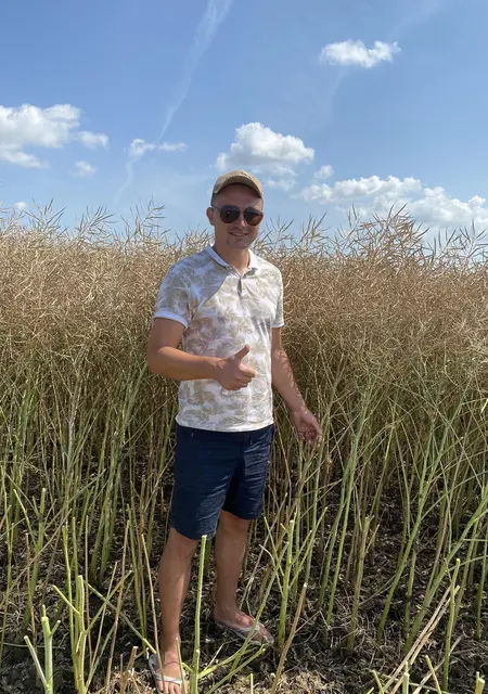 Ростислав з Хмельницького, мені 33 років, познайомлюсь для приємного проведення часу