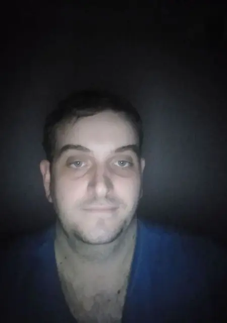 Frederic Thomas из Парижа, мне 32, познакомлюсь