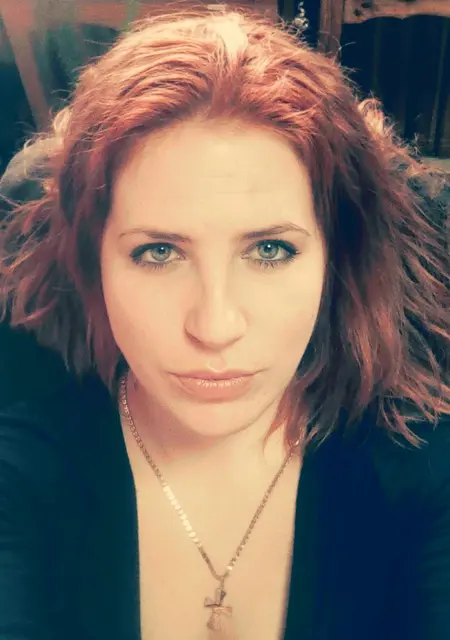 Полина из Запорожья, мне 40, познакомлюсь для приятного времяпровождения