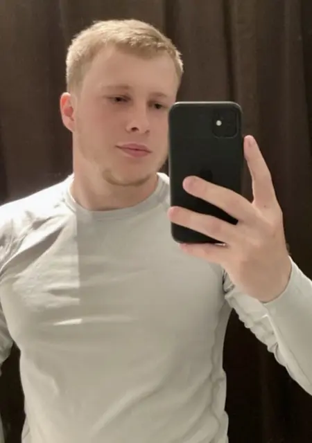 Я Юрій, 27, знакомлюсь для приятного времяпровождения в Львове