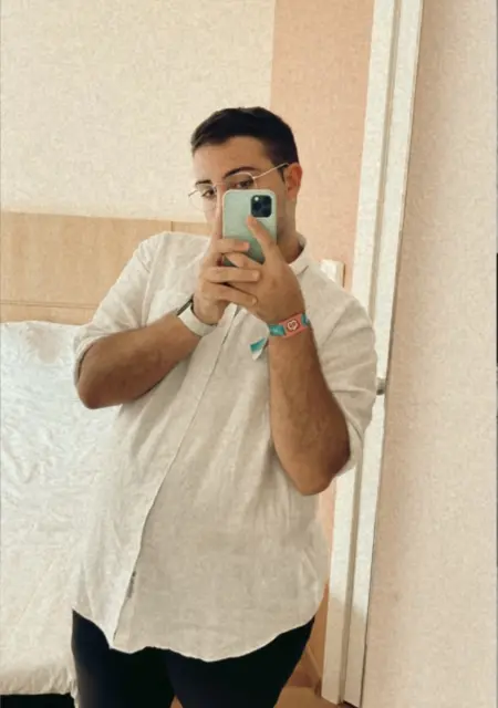 Soy Aleix, 21 años, conociéndome para relación a largo plazo en Barcelona