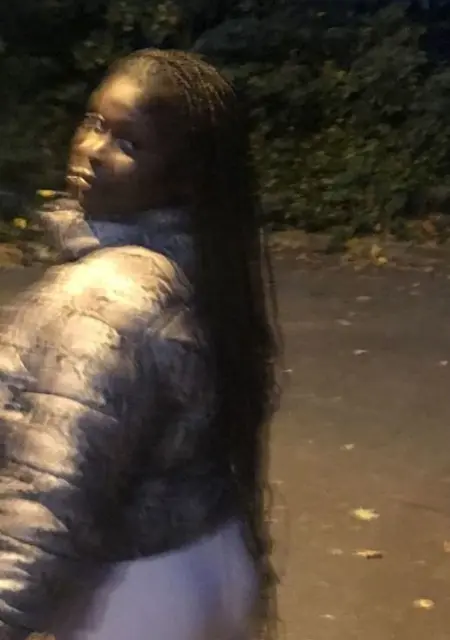 Я Mansa, 18, из Лондона, ищу знакомство