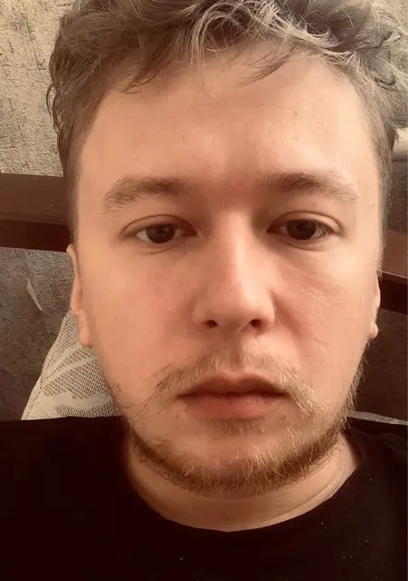 Я Вова, 28 років, знайомлюсь без зобов'язань у Горішніх Плавнях