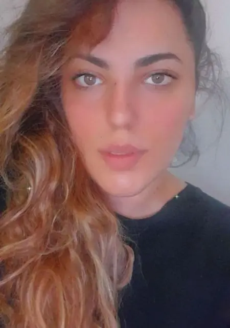 Я Meliana, 31, знакомлюсь в Париже