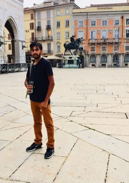 Jani из Рима, мне 26, познакомлюсь