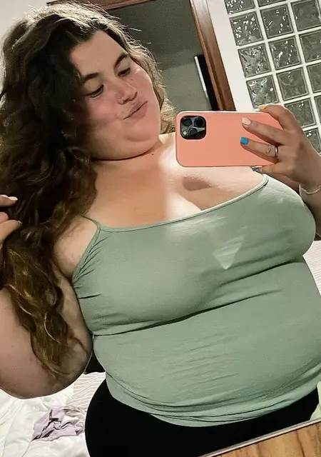 Soy Sheila, 27 años de Madrid, busco conocer gente para lío de una noche