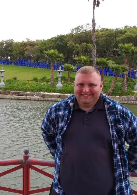 Сергей из Каменца-Подольского, ищу на сайте знакомства без обязательств