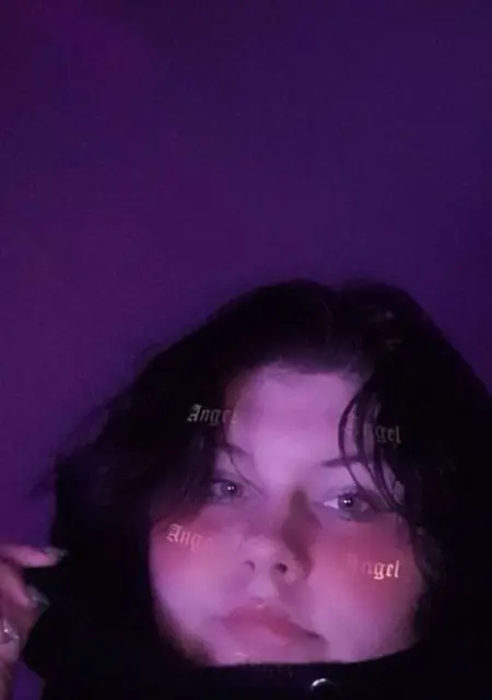 Я Anna, 18, из Стокгольма, ищу знакомство