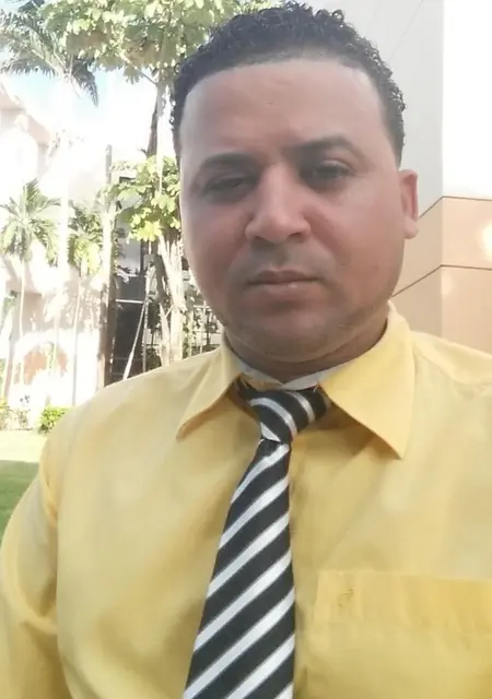 Jose из Санто-доминго, мне 42, познакомлюсь для общения