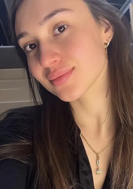 Амина из Амстердама, ищу на сайте знакомства без обязательств