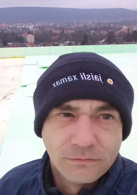 Я Ігор, 38 років з Мукачева, шукаю знайомства на одну ніч