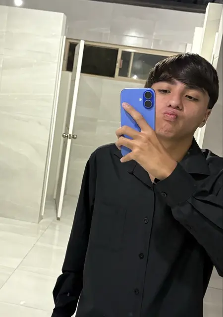 Axel из Чиуауа, ищу на сайте знакомства на одну ночь