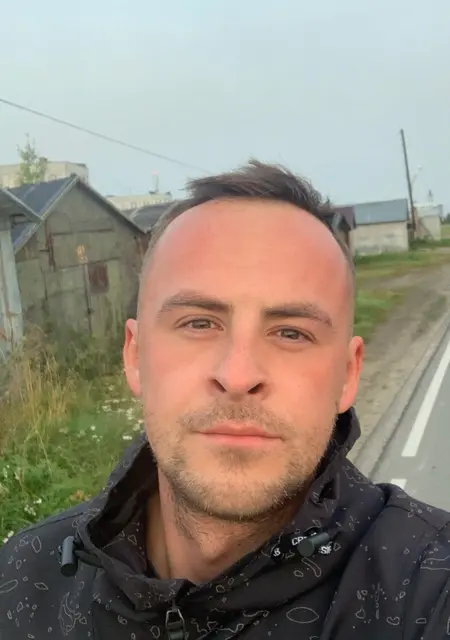 Артем из Амстердама, мне 32, познакомлюсь для открытые отношения