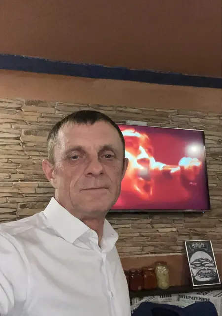 Виталий из Амстердама, ищу на сайте знакомства на одну ночь