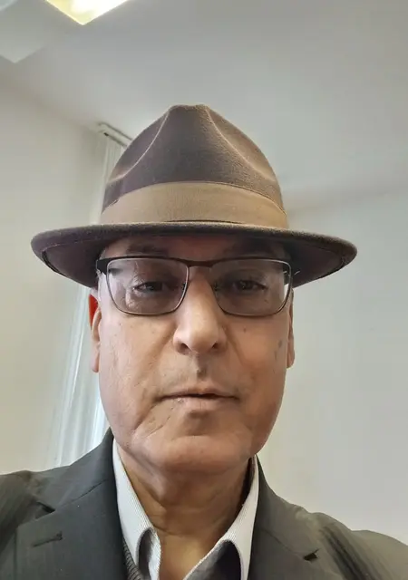 Абдул из Минска, мне 57, познакомлюсь для открытые отношения