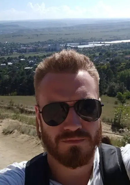 Макс из Брюсселя, ищу на сайте дружбу