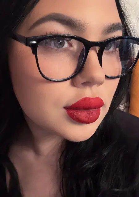 Я Снежана, 22, из Лондона, ищу знакомство для постоянных отношений