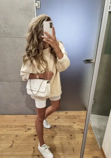 Александра