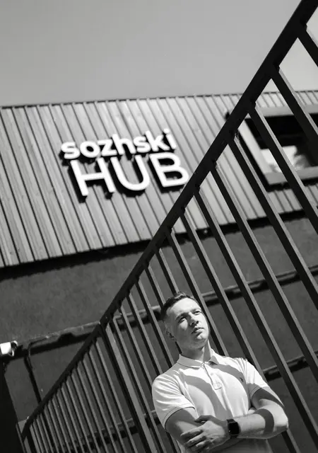 Я Паша, 27, из Гомеля, ищу знакомства без обязательств