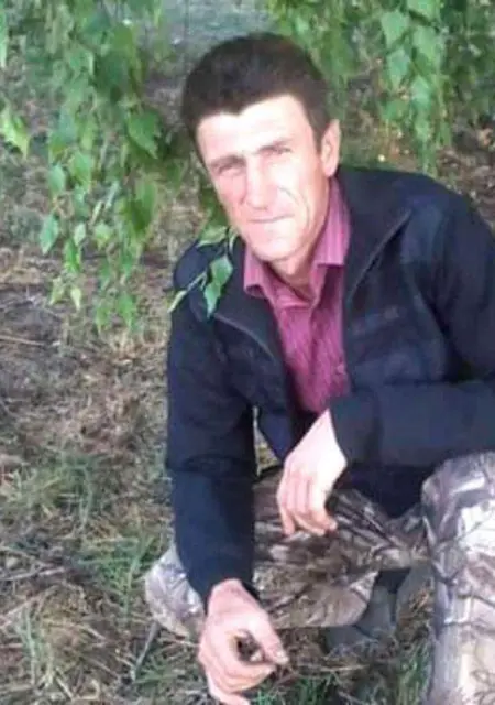 Я Виктор, 46, из Ромни, ищу знакомства без обязательств