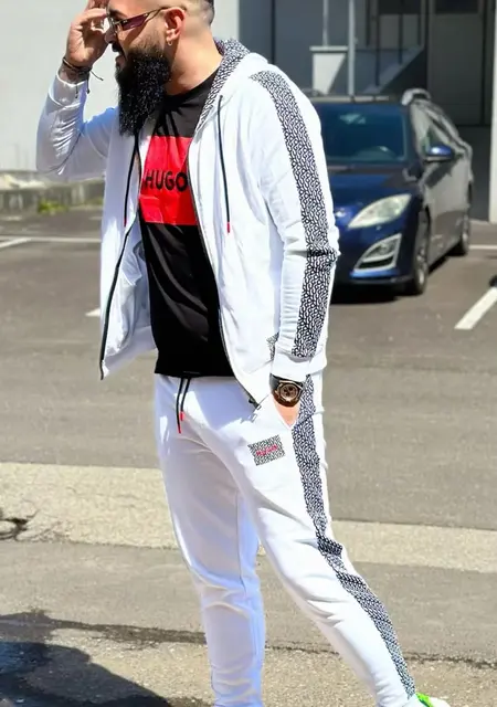 Я Marius, 27, из Линца, ищу знакомство для приятного времяпровождения